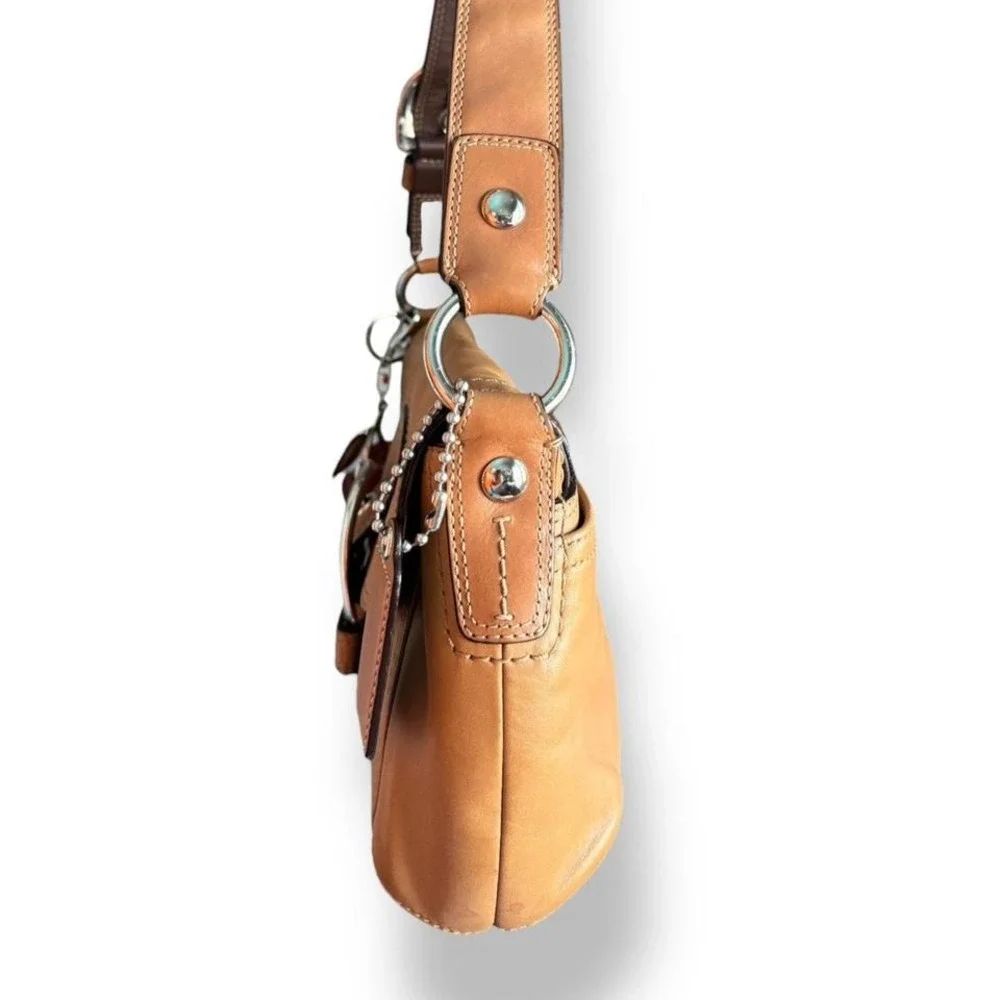 Y2k Coach Soho Tan Leather Buckle Shoulder Bag Glam 2010‎